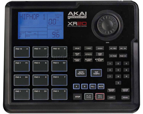 AKAI PRO XR20 - Драм-машина