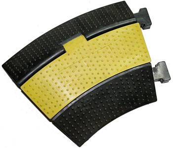 INVOTONE CG2CN - защитный порог для кабеля, 2 канала, угловой 33*, 300х250х50... INVOTONE CG2CN - защитный порог для кабеля, 2 канала, угловой 33*, 300х250х50...