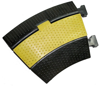 INVOTONE CG2CN - защитный порог для кабеля, 2 канала, угловой 33*, 300х250х50...
